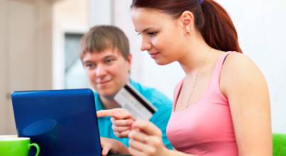 Flexible Payments & Engaging Features